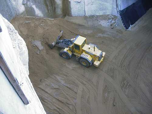 Volvo BM 120 Radlader im Schacht