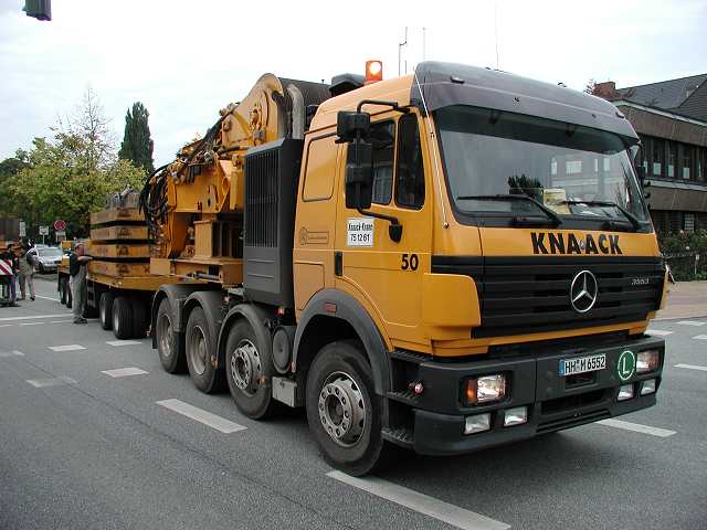 Knaack LTM 1500 hebt einen Findling ... (13)