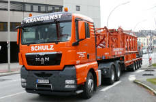 MAN 33.540 TGX Krandienst Schulz