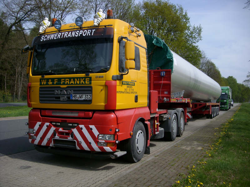 MAN 33.480 TGA mit Enercon WEA Turmteil