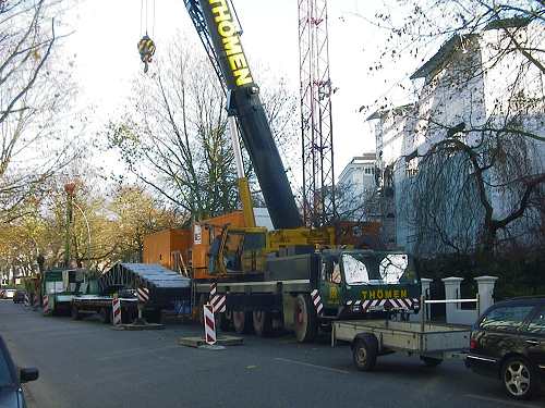 LTM 1120 an der Maria Louisenstrasse  2