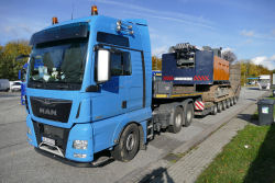 Ramm- und Bohr Schwertransporte, RBS, Transport HS 8040 HD von Gollwitzer