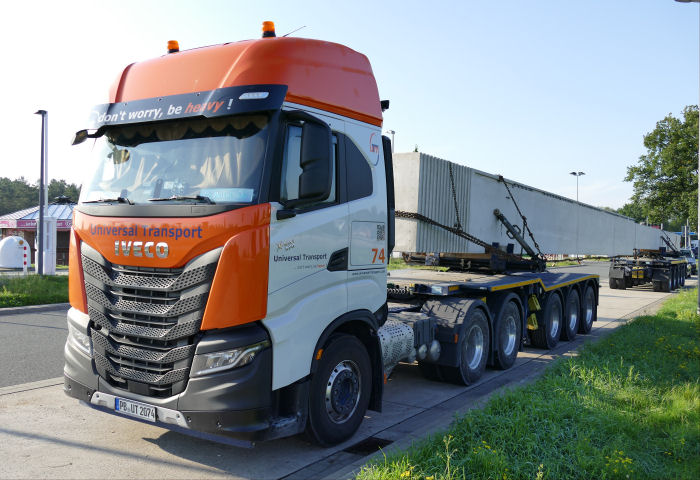 Universal Transport, Iveco Stralis X Way 570, Somer 2021 Rasthof L�neburger Heide Ost