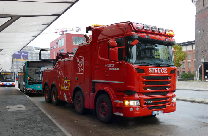 Struck Hamburg, Wrecker auf Scania R 480,  Herbst 2020, Hamburg Barmbek, Bus Steig