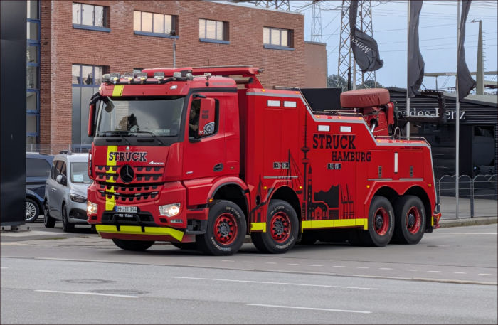 Struck Hamburg, aktueller Wrecker auf MB Arocs
