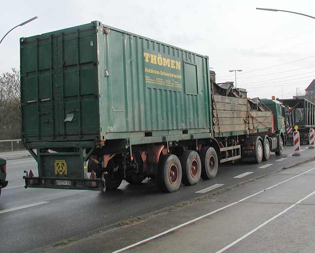 Liebherr LG 1550 Gittermastkran - Anfahrt und Aufbau (4)