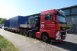 MAN 41.640 TGX XLX H&uuml;ffermann, mit Nooteboom 6achs Semi und Container einer Baustelleneinrichtung