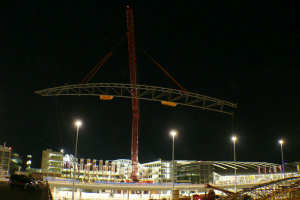 Bindermontage am Hamburger Flughafen